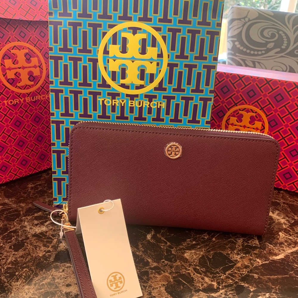 Tory Burch Continental Wallet